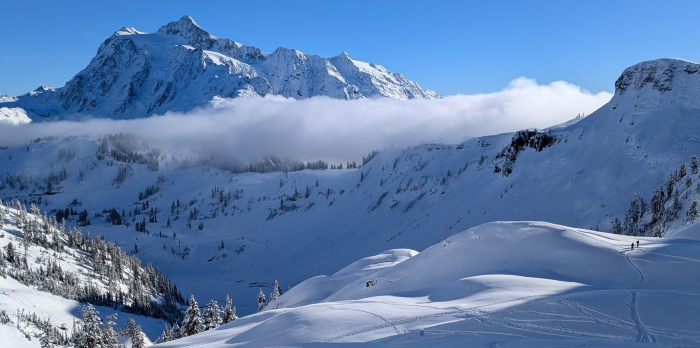 View of the Enchantments on the way up to Windy Knob - Photo credit rbs13